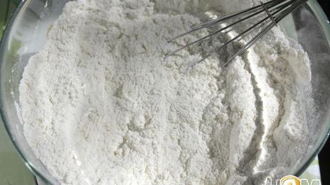 булочки с клубникой