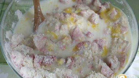 булочки с клубникой