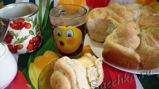 Булочки с колбасным сыром