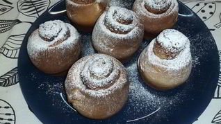 Булочки с корицей