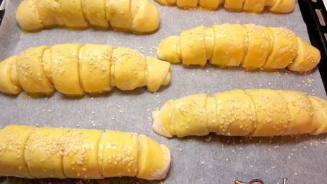 булочки с сосисками