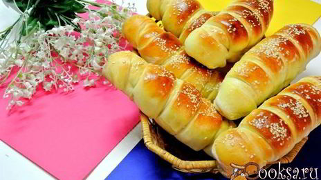 булочки с сосисками