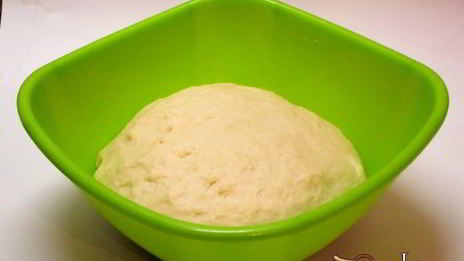 булочки с сосисками