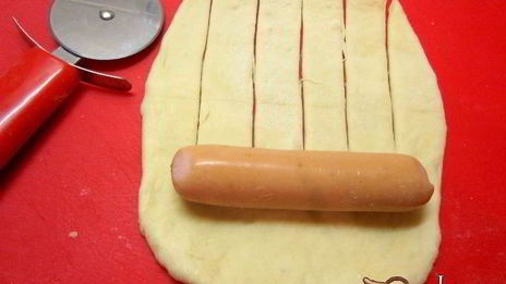 булочки с сосисками