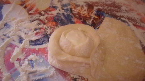 булочки с творогом и изюмом