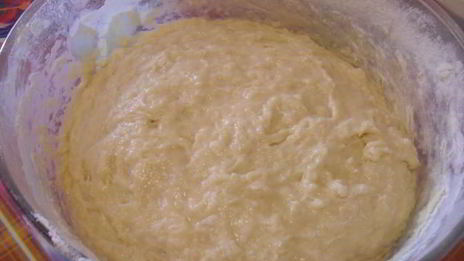 булочки с творогом и изюмом