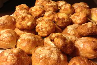 Гужеры — булочки из заварного теста с сыром