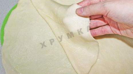 круассаны из слоеного дрожжевого теста