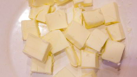 круассаны с творожным кремом и абрикосовым конфитюром