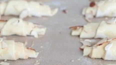 миндальные круассаны