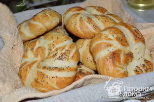 Немецкие булочки с маком и кунжутом