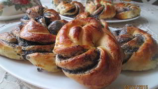 Плюшки-завитушки маковые