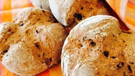 полезные булочки с барбарисом