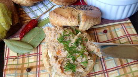 рийет из курицы и заварные булочки