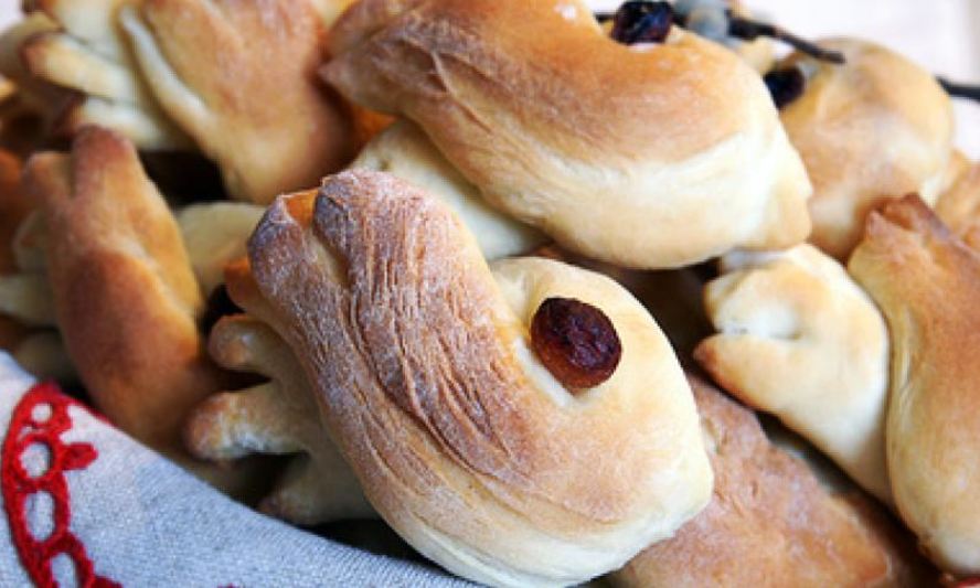 Рецепт русских сдобных булочек — жаворонков