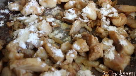 рыбный жюльен в булочках