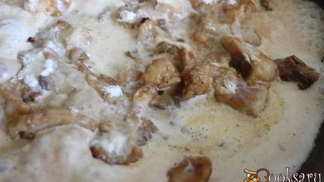 рыбный жюльен в булочках