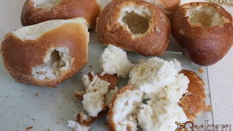 рыбный жюльен в булочках