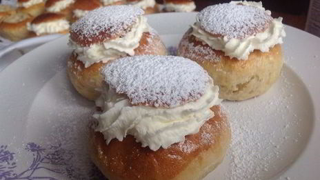 семла — шведская булочка