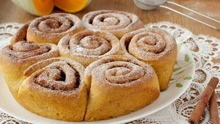 Тыквенные булочки с корицей