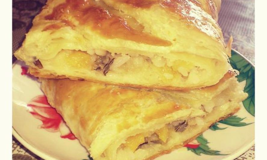 Рецепт быстрых слоек с рисовой начинкой