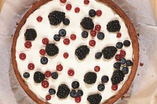 Чизкейк с летними ягодами