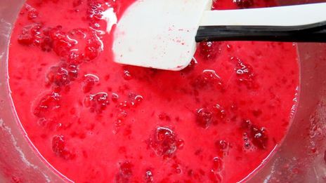 фисташковый чизкейк с малиной