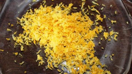 маковый чизкейк под лимонно-сметанным топпингом