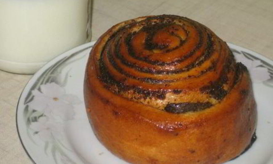 Рецепт дрожжевых рулетиков с маком лакомка