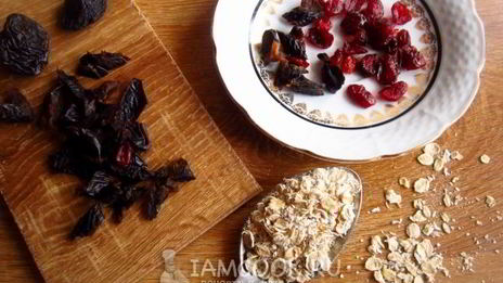 кекс на нутелле с овсяными хлопьями и сухофруктами