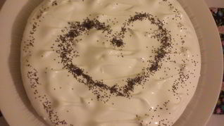 Кекс с белковым кремом