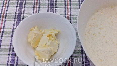 кекс с черной смородиной