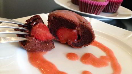 кексы с клубникой