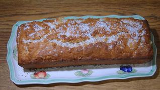 Кокосовый кекс с ананасами и орехами макадамия