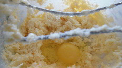 маковый кекс с мягкими карамельными апельсинами