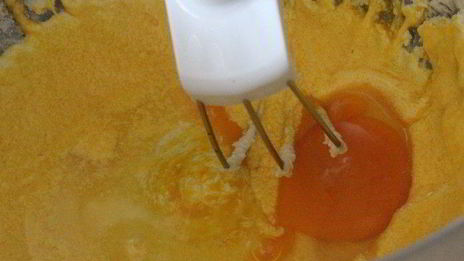 медовый кекс с лаймом и тимьяном