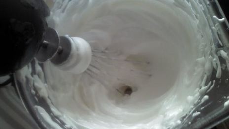 медовые кексы с белковым кремом