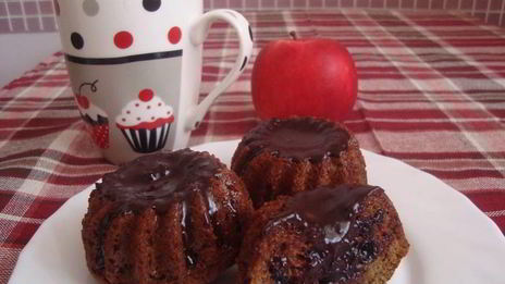 смородино-вишневые кексы