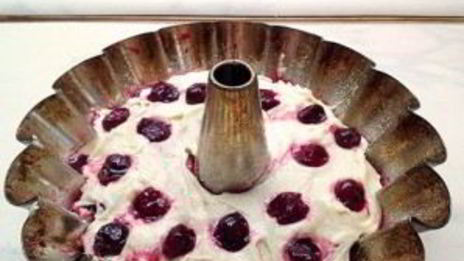 вишневый кекс