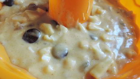 яблочный кекс с шоколадом и изюмом восхитительный