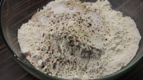 батон с оливками и грецкими орехами