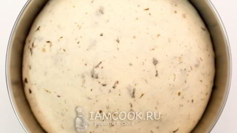 домашний пшеничный хлеб в духовке