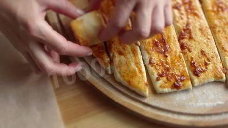 хлеб с чесноком в духовке