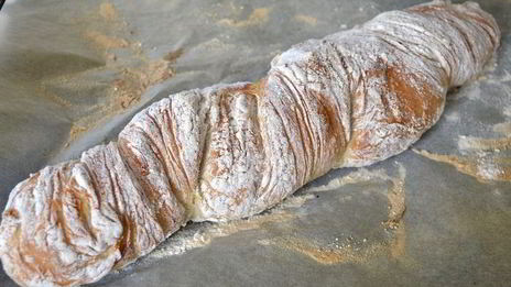 крученый хлеб без замеса