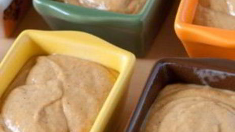 тыквенный хлеб с ореховой посыпкой