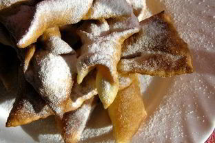 Хворост с кукурузной мукой