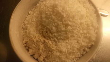 кокосовый рулет