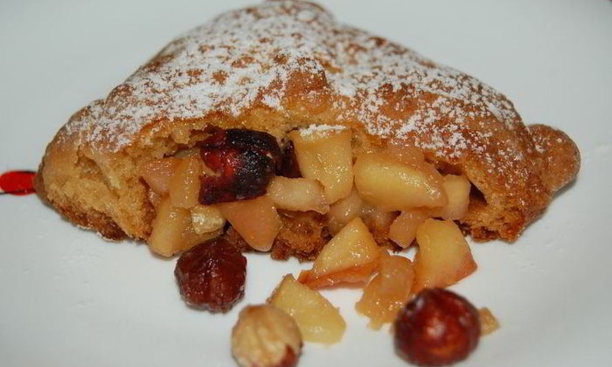 Рецепт конвертиков из творожного теста с яблоками и фундуком