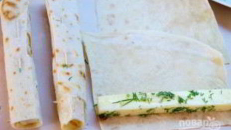 сулугуни в лаваше