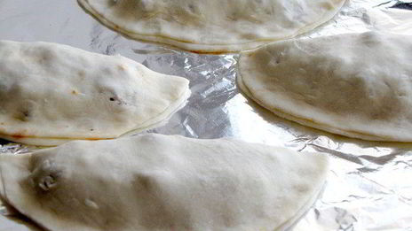 аджарские лепешки с бараниной